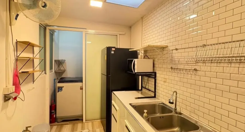For rent 3 bedrooms townhouse in Mueang Chiang Mai, Chiang Mai