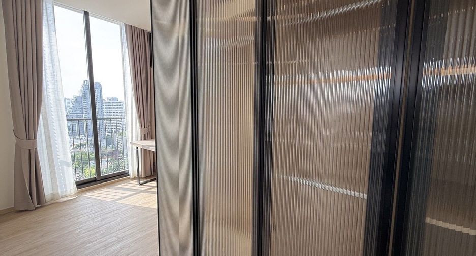 For rent 2 ベッドルーム condo in Watthana, Bangkok