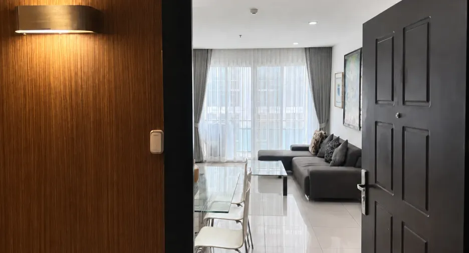 For sale 2 bedrooms condo in Watthana, Bangkok