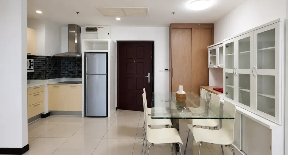 For sale 2 bedrooms condo in Watthana, Bangkok