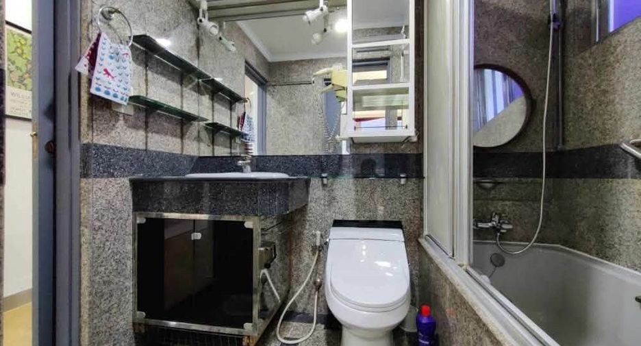 Wohnung zum Kauf mit 2 Zimmer in Khlong Toei, Bangkok