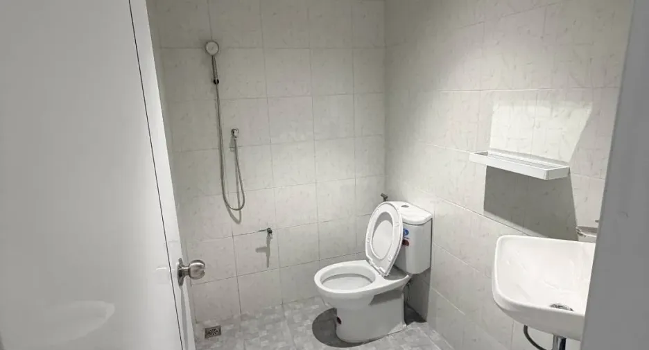 For rent 3 bedrooms townhouse in Phra Khanong, Bangkok