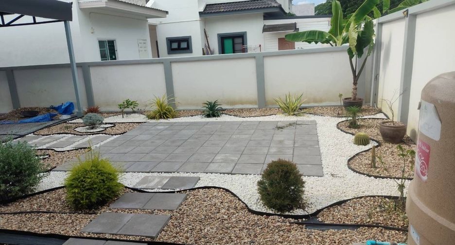 Villa zur Miete mit 4 Zimmer in Mueang Chiang Mai, Chiang Mai