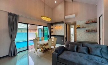 For rent 3 bedrooms townhouse in Huay Yai, Pattaya