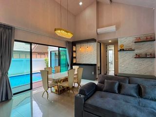 Reihenhaus zur Miete mit 3 Zimmer in Bang Lamung, Chonburi