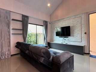 Reihenhaus zur Miete mit 3 Zimmer in Bang Lamung, Chonburi