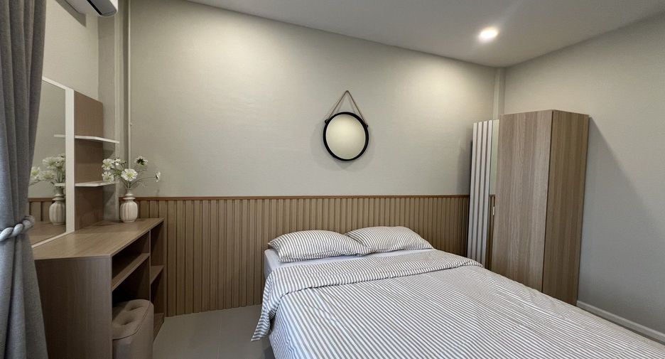 À vendre et à louer 2 chambres maison de ville à Mueang Chiang Mai, Chiang Mai