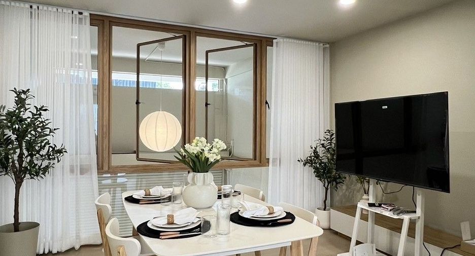 À vendre et à louer 2 chambres maison de ville à Mueang Chiang Mai, Chiang Mai