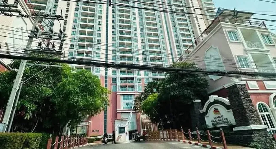 出租 和 出售 1 卧室 公寓 在 Bang Lamung, Chon Buri