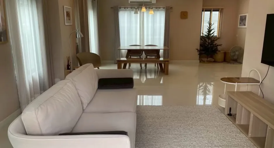 For rent 3 bedrooms house in Prawet, Bangkok