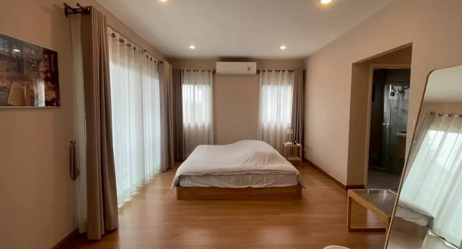 For rent 3 bedrooms house in Prawet, Bangkok