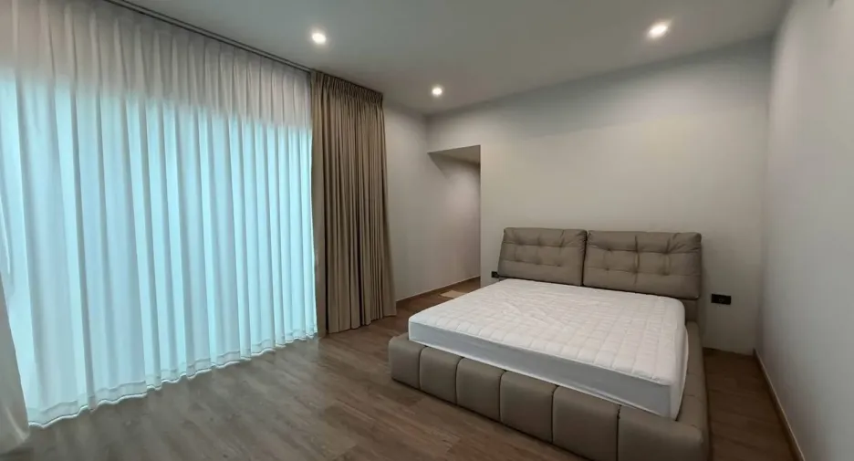 For rent 3 bedrooms house in Suan Luang, Bangkok
