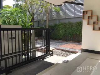 For rent 3 bedrooms house in Bang Kapi, Bangkok