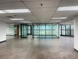 出租 办公室 在 Watthana, 曼谷