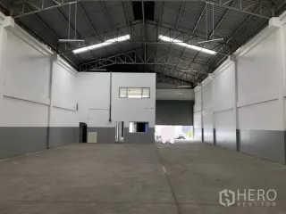 For rent warehouse in Khlong Luang, Pathum Thani