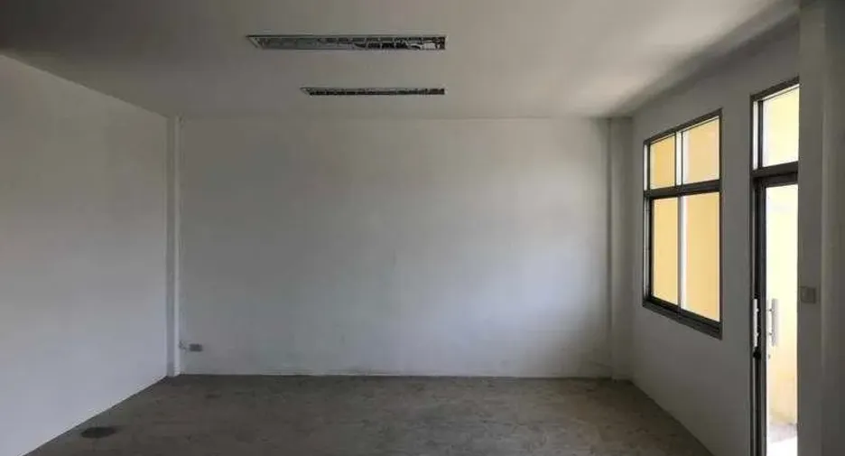 For rent warehouse in Khlong Luang, Pathum Thani