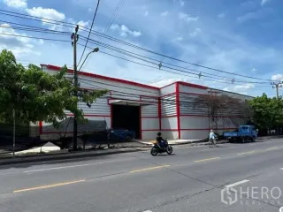 À louer entrepôt à Sai Mai, Bangkok