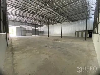 À louer entrepôt à Sai Mai, Bangkok