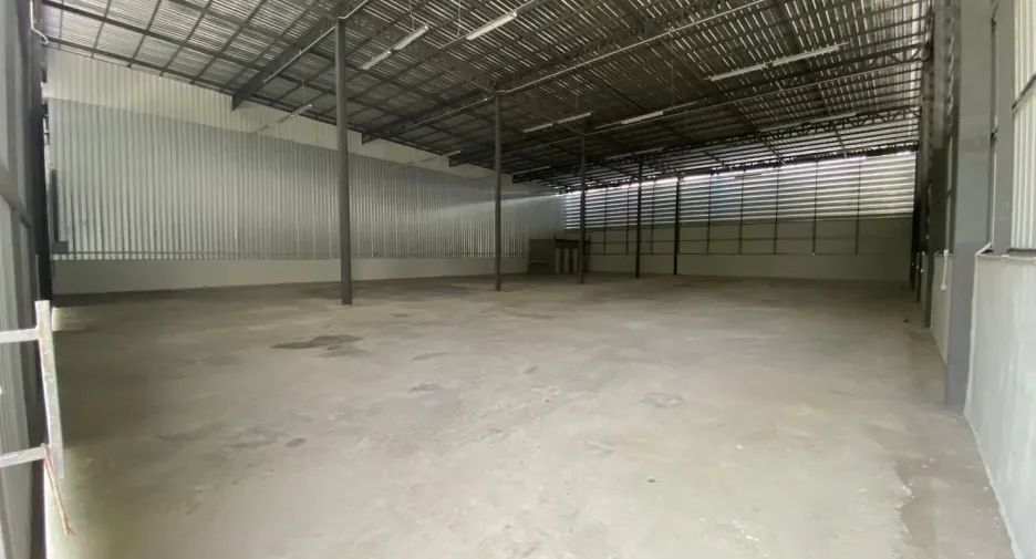 Almacén en alquiler en Sai Mai, Bangkok