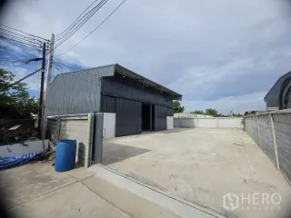 For rent warehouse in Mueang Samut Prakan, Samut Prakan