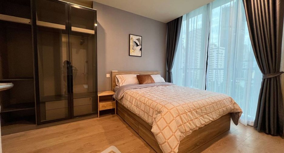 For rent 2 bedrooms condo in Watthana, Bangkok