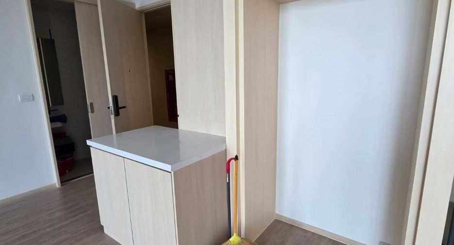 For rent and for sale 2 bedrooms condo in Watthana, Bangkok