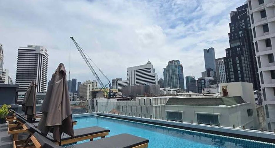 For rent 1 bed condo in Watthana, Bangkok