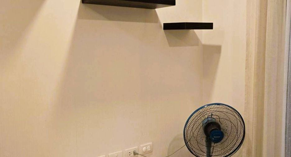 Wohnung zur Miete mit 2 Zimmer in Huai Khwang, Bangkok