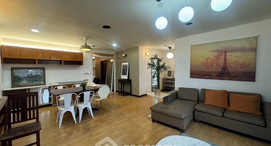 For rent 2 bedrooms condo in Bang Na, Bangkok