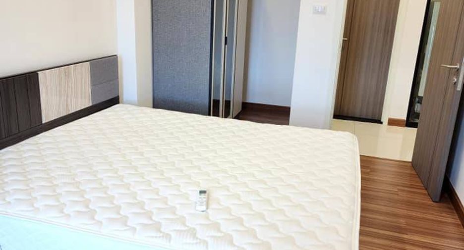 For rent 1 Beds condo in Khlong San, Bangkok