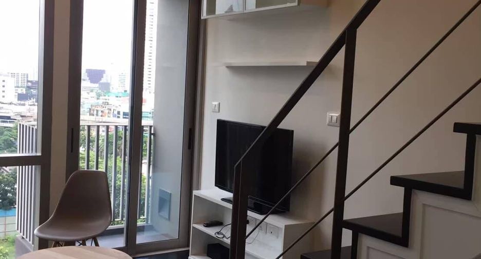 For rent 1 bed condo in Khlong Toei, Bangkok