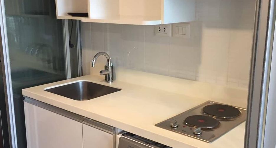 For rent 1 bed condo in Khlong Toei, Bangkok