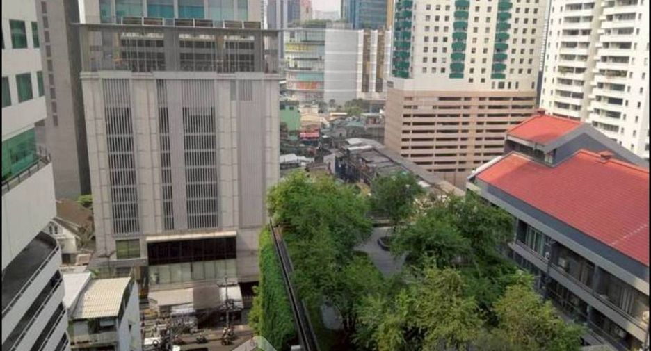 Condo en alquiler de 1 habitaciones en Khlong Toei, Bangkok