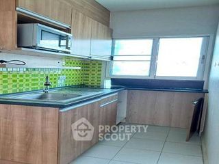 For sale 2 bedrooms condo in Thon Buri, Bangkok