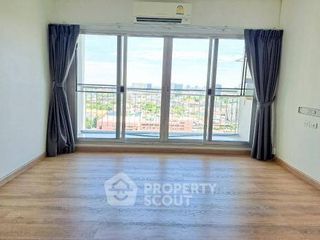 For sale 2 bedrooms condo in Thon Buri, Bangkok