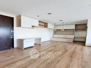 For sale 2 bedrooms condo in Thon Buri, Bangkok