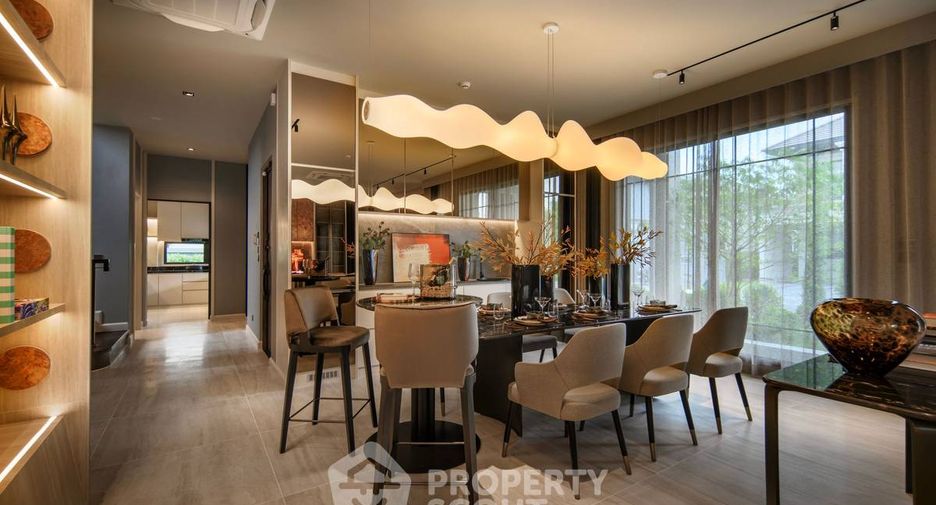 For sale 4 bedrooms house in Bang Khae, Bangkok