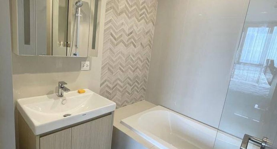 Condo en venta de 1 habitaciones en Khlong Toei, Bangkok