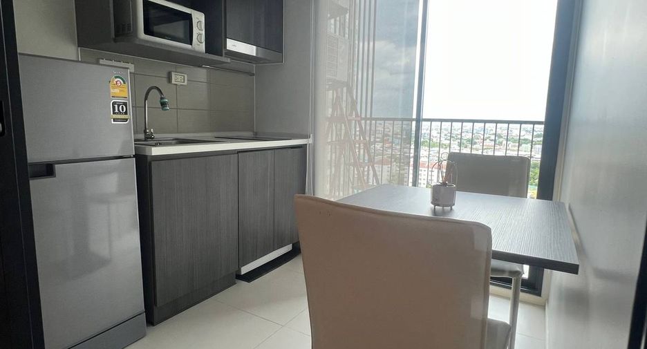 À vendre 1 chambre condo à Bang Na, Bangkok