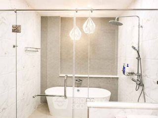 For sale 4 ベッドルーム house in Mueang Chon Buri, Chonburi