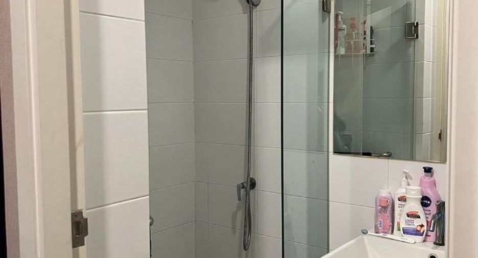 For sale 1 bed condo in Bang Na, Bangkok