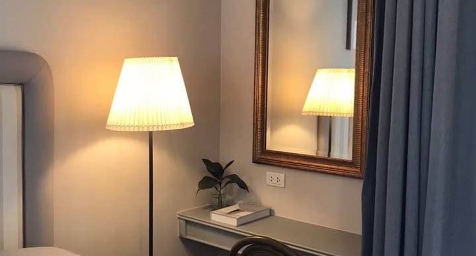 For sale 1 bed condo in Phaya Thai, Bangkok