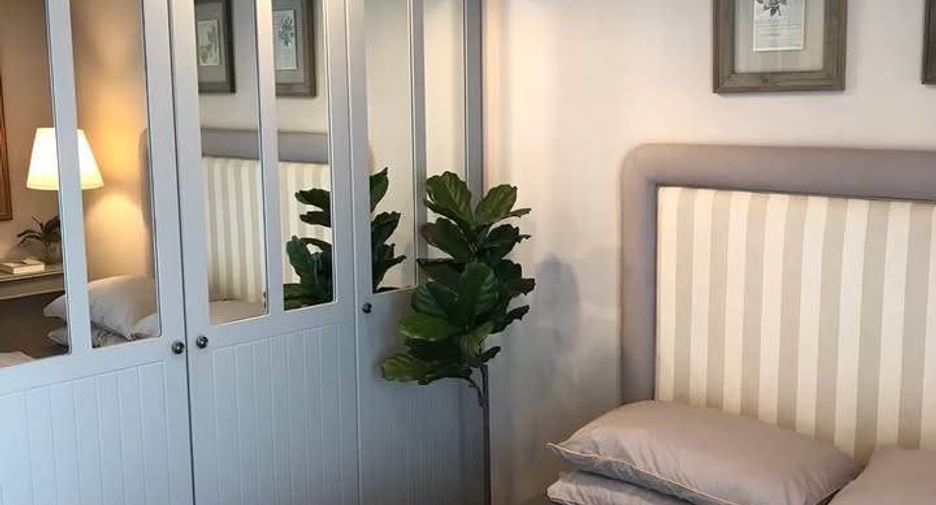 For sale 1 bed condo in Phaya Thai, Bangkok