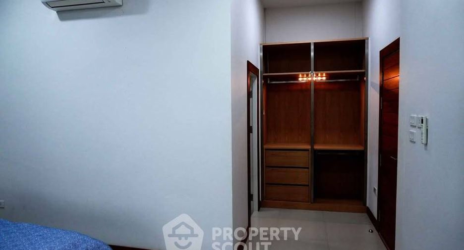 For sale 4 bedrooms house in Mueang Chon Buri, Chonburi