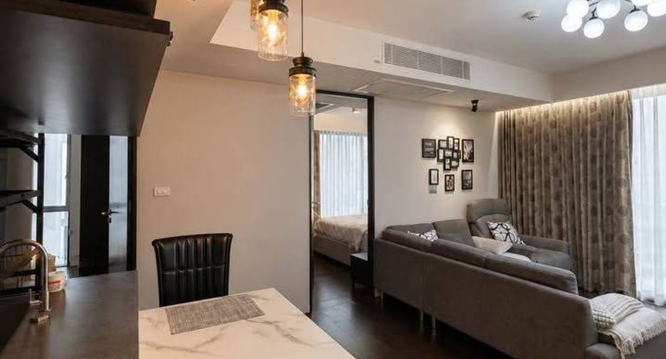 Condo en alquiler y en venta de 2 habitaciones en Watthana, Bangkok