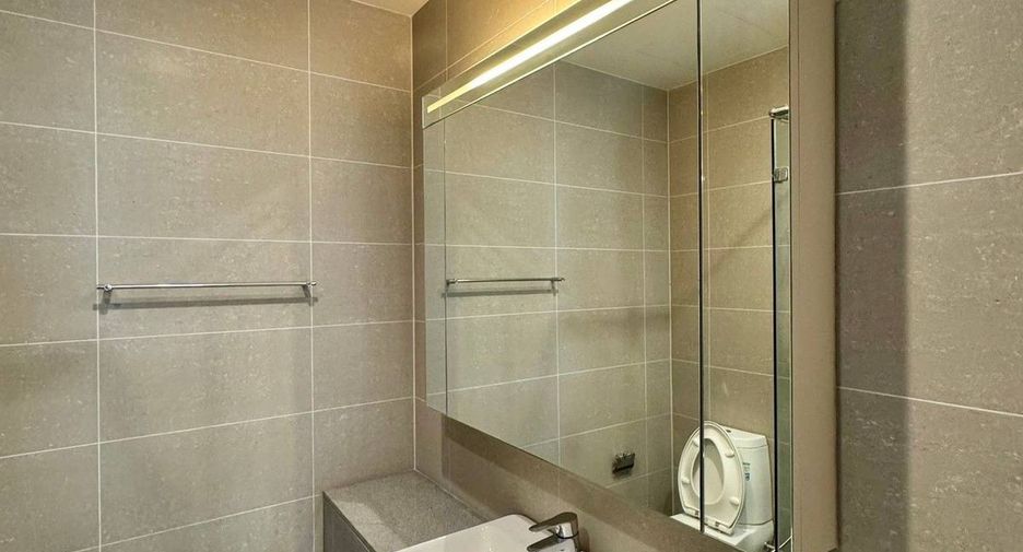 For sale 1 bed condo in Pathum Wan, Bangkok
