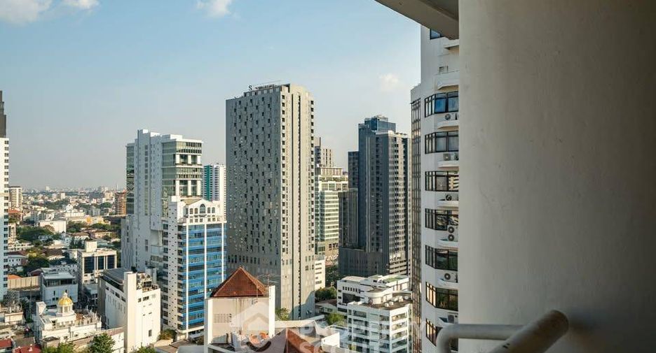 Condo en venta de 3 habitaciones en Watthana, Bangkok