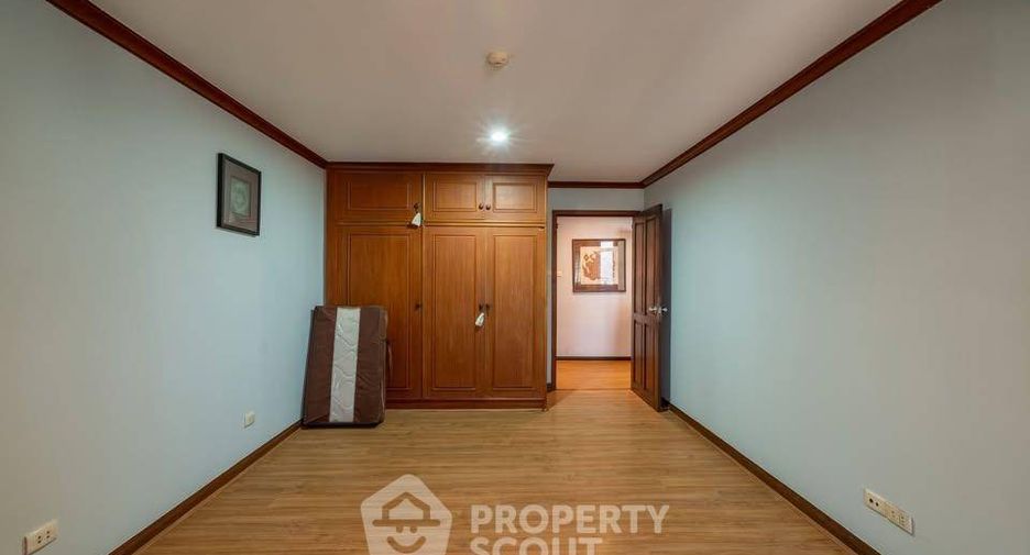 Condo en venta de 3 habitaciones en Watthana, Bangkok