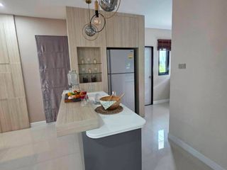 À vendre 3 chambres maison à Si Racha, Chonburi