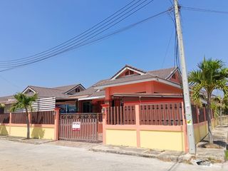 For sale 3 bedrooms villa in Cha Am, Phetchaburi